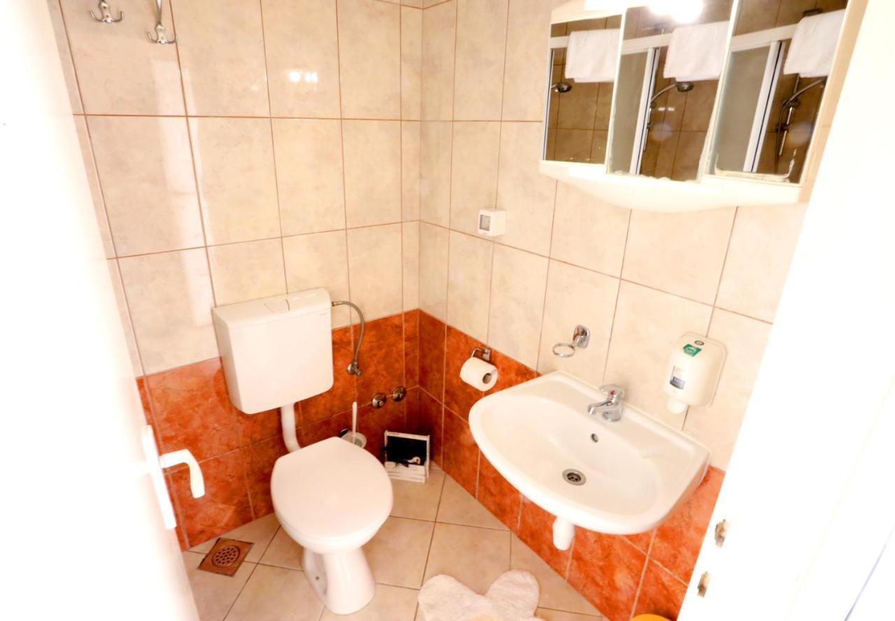 Beach Apartments Vlado โปดสตรานา ภายนอก รูปภาพ